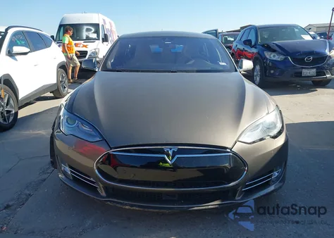 2015 Tesla Model S 70D/85D/P85D из США, поврежденный, VIN 5YJSA1H2XFF086154